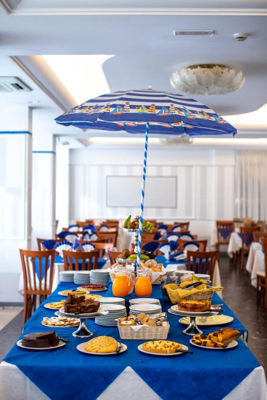 Hotel Holland Римини Экстерьер фото